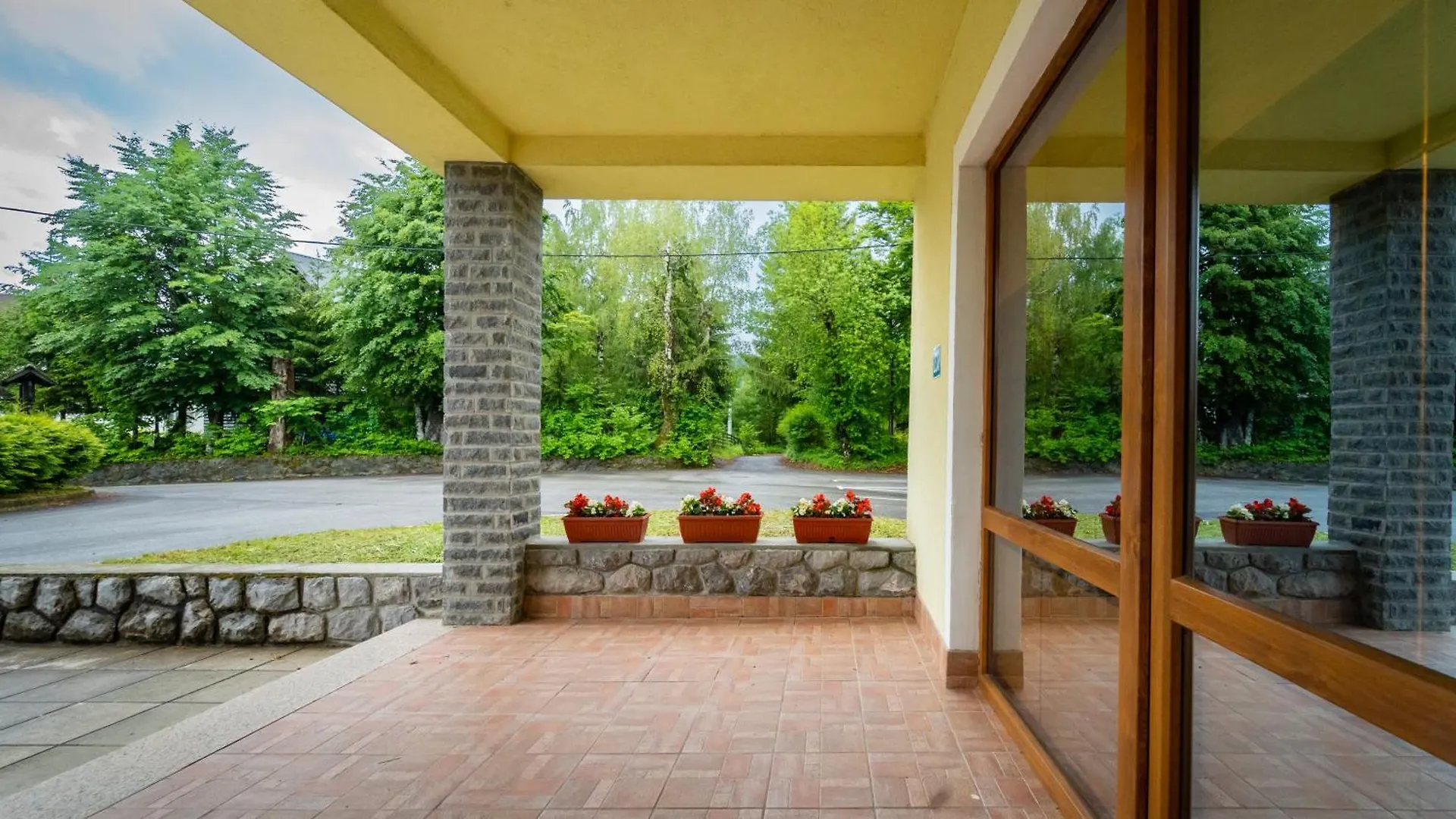 Apartmani Gorica contacts